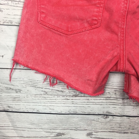 American Eagle Red Stretch Jean Shorts 4 - Picture 4 of 6